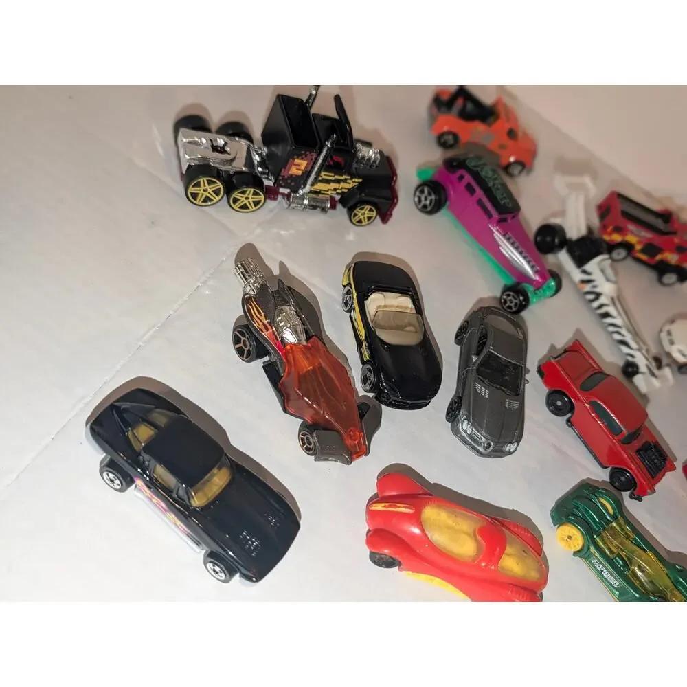 Mixed Lot 25 Vintage Diecast Cars Matchbox Hot wheel Vehicles New Matchbox